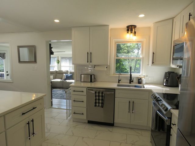 275 Whitman St, Hanson, MA 02341