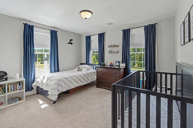 377 Rebecca Rd, Northbridge, MA 01588