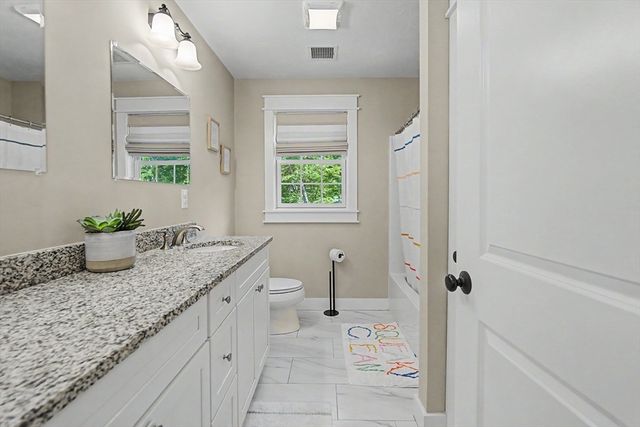 377 Rebecca Rd, Northbridge, MA 01588