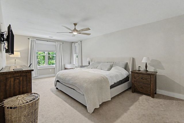 377 Rebecca Rd, Northbridge, MA 01588