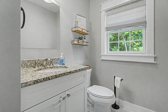 377 Rebecca Rd, Northbridge, MA 01588