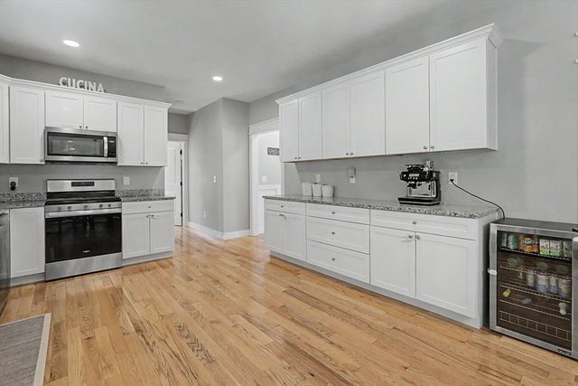 377 Rebecca Rd, Northbridge, MA 01588