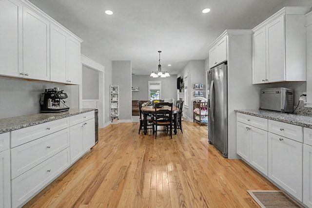 377 Rebecca Rd, Northbridge, MA 01588