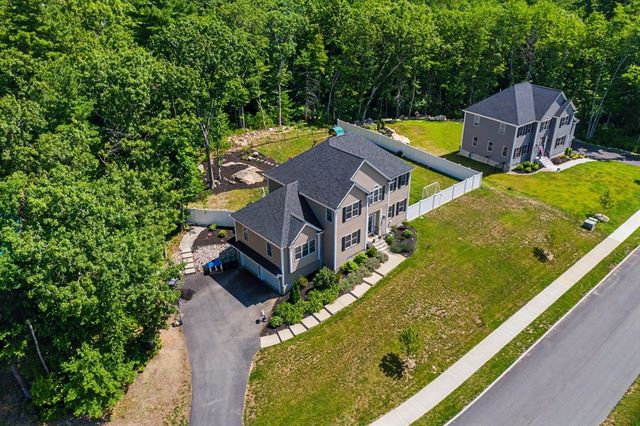 377 Rebecca Rd, Northbridge, MA 01588