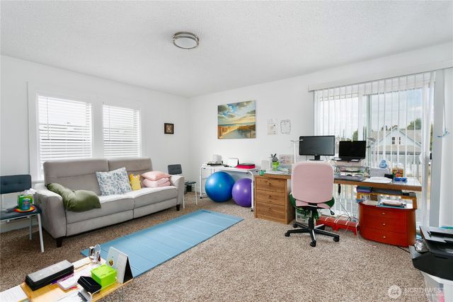 3572 -3574 E F Street, Tacoma, WA 98404