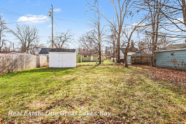1712 Zauel Street, Saginaw, MI 48602