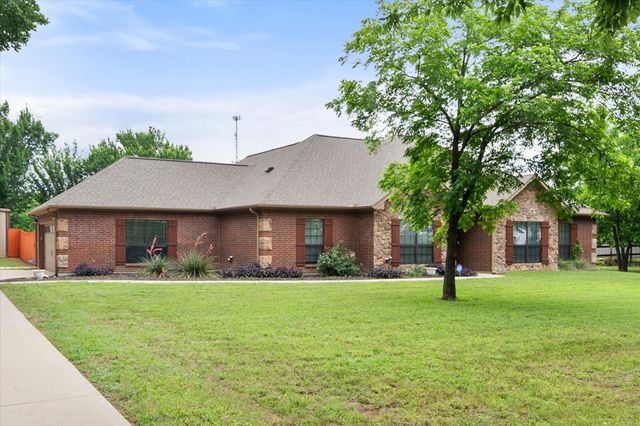 2913 Bairds Lane, Burleson, TX 76028
