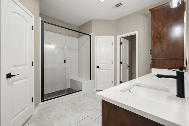 2913 Bairds Lane, Burleson, TX 76028