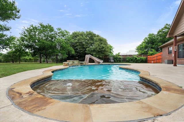 2913 Bairds Lane, Burleson, TX 76028