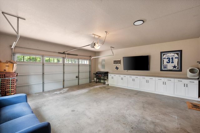 2913 Bairds Lane, Burleson, TX 76028