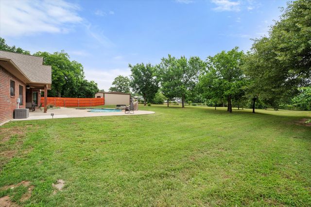 2913 Bairds Lane, Burleson, TX 76028