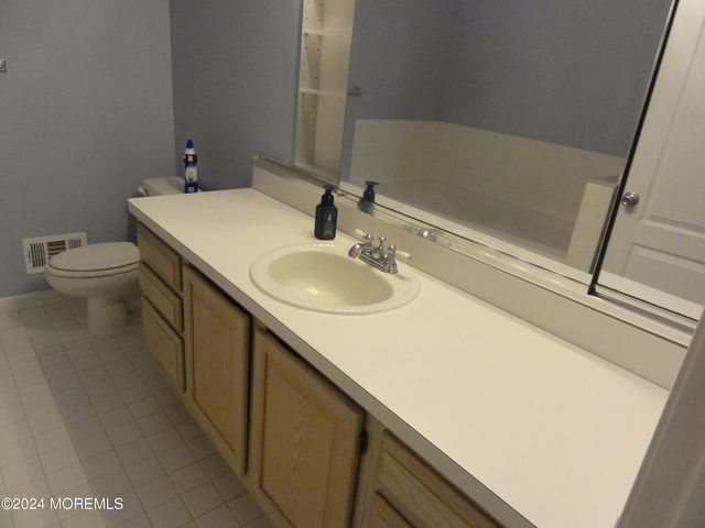3807 Corral Court, Freehold, NJ 07728