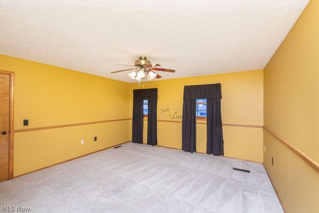 7456 Hidden Glen Drive, Amherst, OH 44001