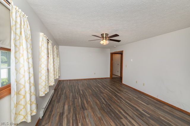 7456 Hidden Glen Drive, Amherst, OH 44001