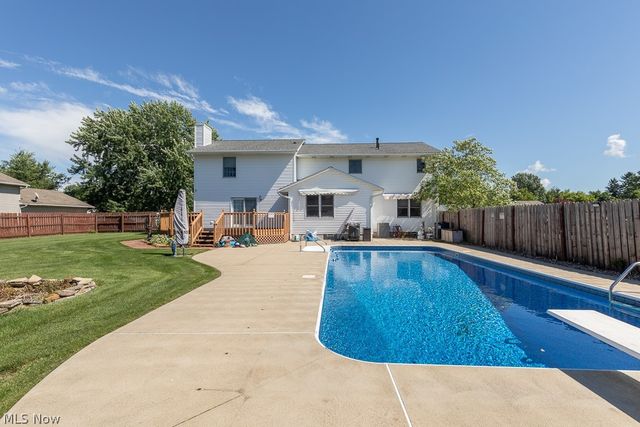 7456 Hidden Glen Drive, Amherst, OH 44001