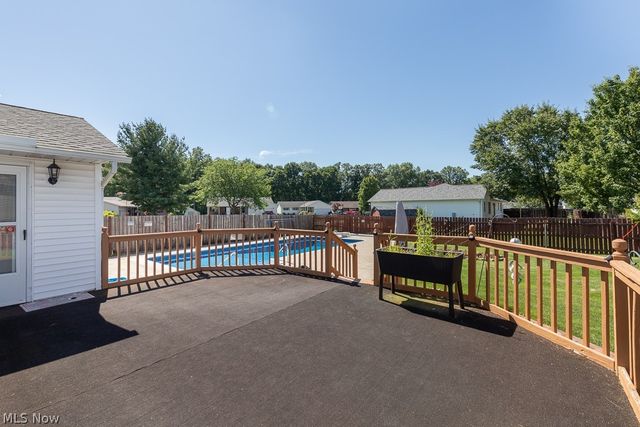 7456 Hidden Glen Drive, Amherst, OH 44001