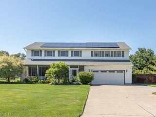 7456 Hidden Glen Drive, Amherst, OH 44001
