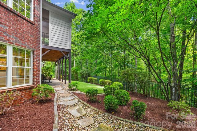 2539 Grimmersborough Lane, Charlotte, NC 28270