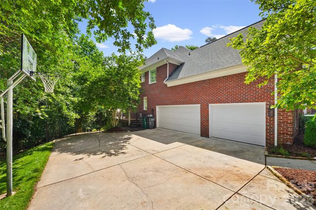 2539 Grimmersborough Lane, Charlotte, NC 28270