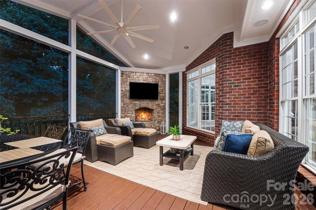 2539 Grimmersborough Lane, Charlotte, NC 28270