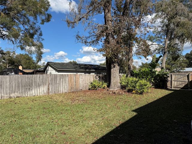 18230 DOLLY BROOK LANE, Lutz, FL 33549