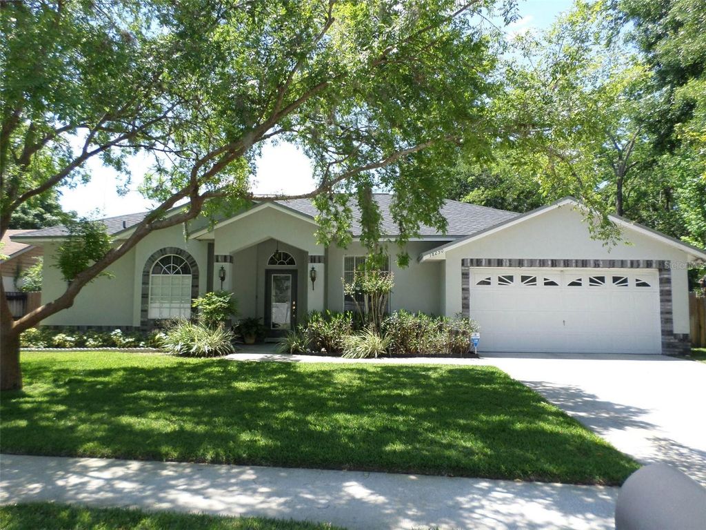 18230 DOLLY BROOK LANE, Lutz, FL 33549