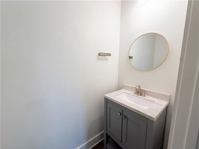 1027 Halletts Peak Place, Lawrenceville, GA 30044