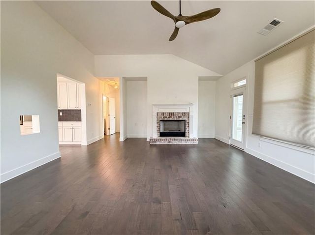 1027 Halletts Peak Place, Lawrenceville, GA 30044