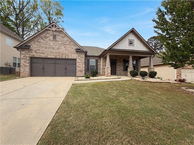 1027 Halletts Peak Place, Lawrenceville, GA 30044