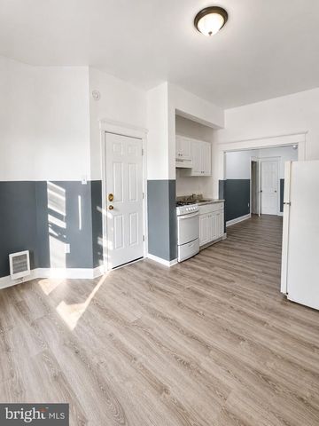 7020 WOODLAND AVE, Philadelphia, PA 19142