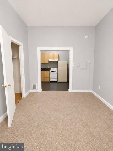 7020 WOODLAND AVE, Philadelphia, PA 19142