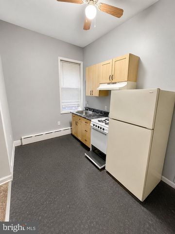 7020 WOODLAND AVE, Philadelphia, PA 19142