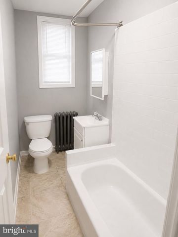 7020 WOODLAND AVE, Philadelphia, PA 19142