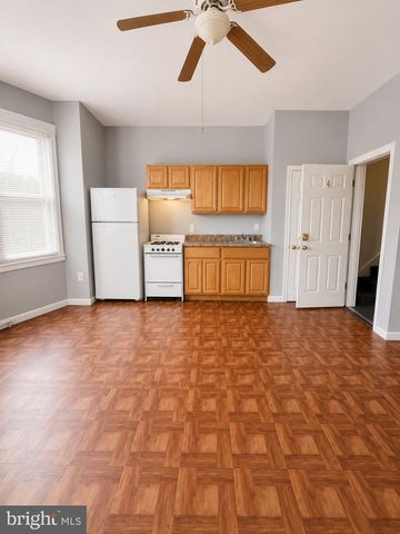 7020 WOODLAND AVE, Philadelphia, PA 19142