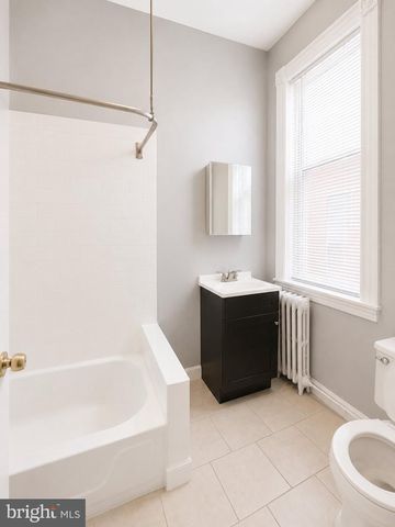 7020 WOODLAND AVE, Philadelphia, PA 19142