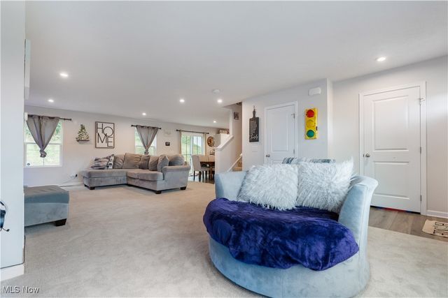 3564 Kenyon Creek Avenue NW, Massillon, OH 44647