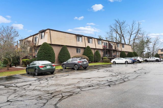 2 Silvestri Cir Unit 13, Derry, NH 03038