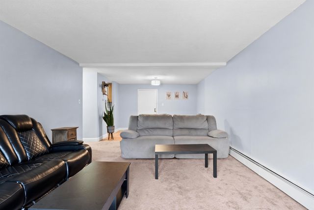 2 Silvestri Cir Unit 13, Derry, NH 03038