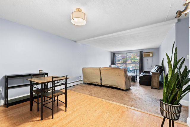 2 Silvestri Cir Unit 13, Derry, NH 03038