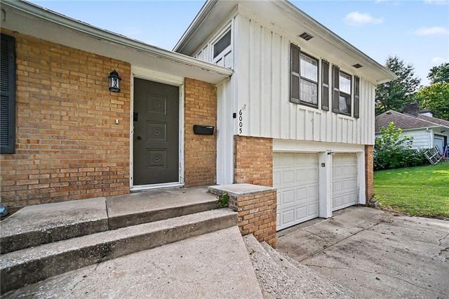 6005 Laurel Avenue, Raytown, MO 64133