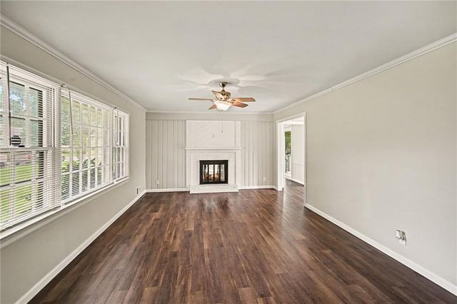 6005 Laurel Avenue, Raytown, MO 64133