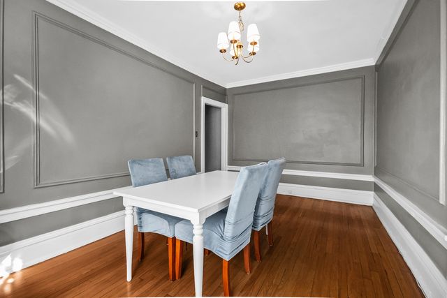 212 N Oak Park Avenue 2EE, Oak Park, IL 60302