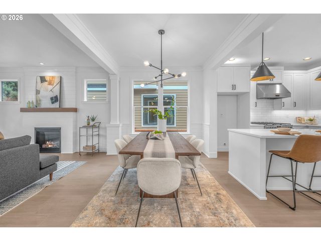 6491 Se RAMONA St A, Portland, OR 97206