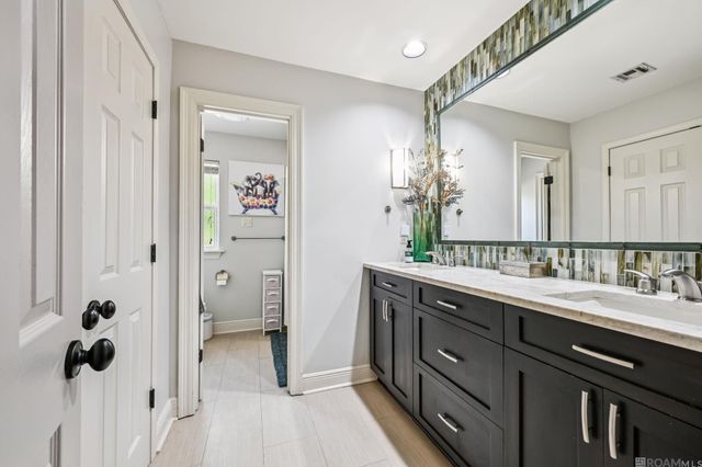 39 Stonebridge Court, Mandeville, LA 70448