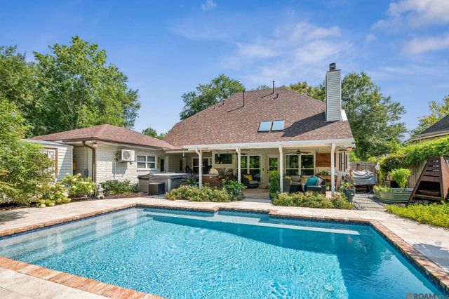 39 Stonebridge Court, Mandeville, LA 70448