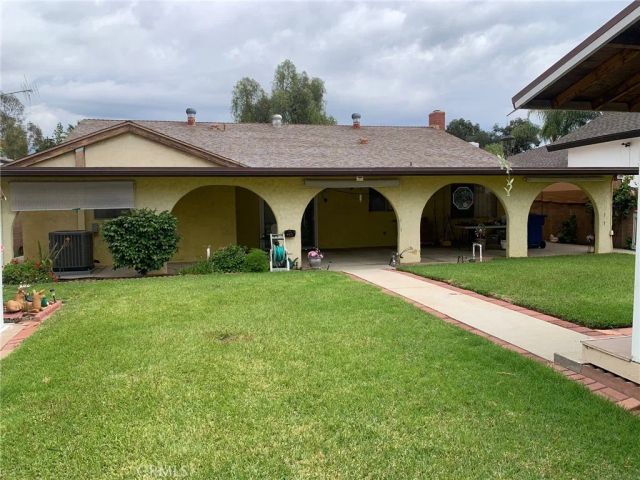 8221 Greenbush, Panorama City, CA 91402