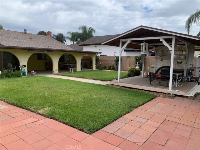 8221 Greenbush, Panorama City, CA 91402