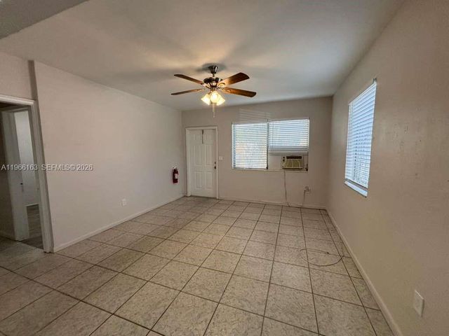 301 Sharar Ave 5, Opa-locka, FL 33054