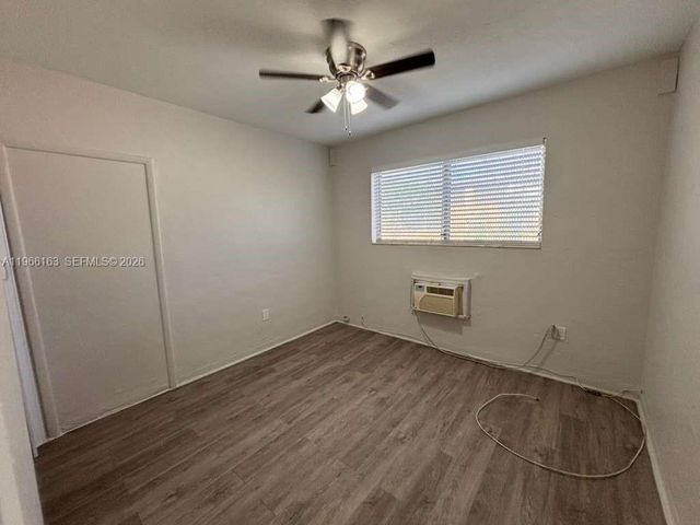 301 Sharar Ave 5, Opa-locka, FL 33054