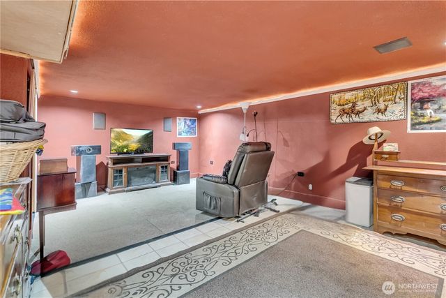 5620 Yakima Avenue, Tacoma, WA 98408